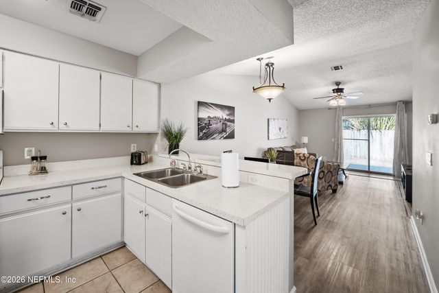 5025 FULHAM Road S, Jacksonville, FL 32244