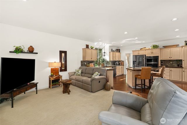16705 89th Avenue E, Puyallup, WA 98375