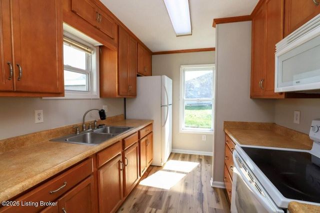 414 S Mill St, Vine Grove, KY 40175