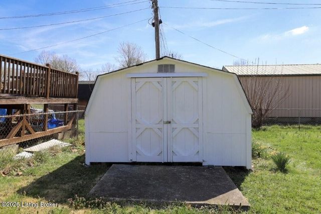 414 S Mill St, Vine Grove, KY 40175