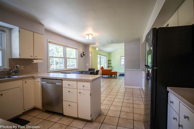 521 E Pine Street, Fremont, MI 49412