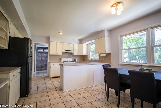 521 E Pine Street, Fremont, MI 49412