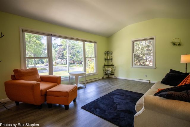 521 E Pine Street, Fremont, MI 49412