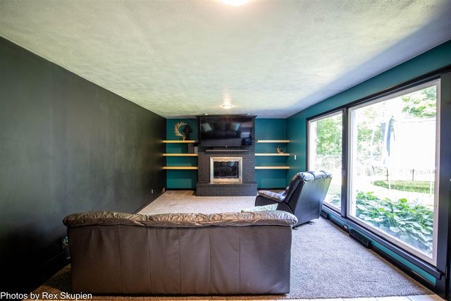 521 E Pine Street, Fremont, MI 49412