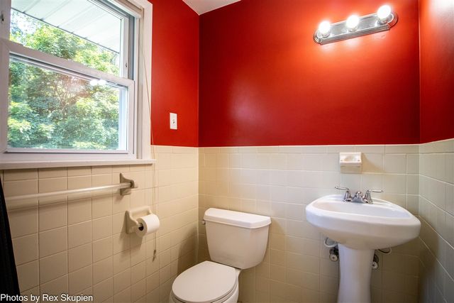 521 E Pine Street, Fremont, MI 49412