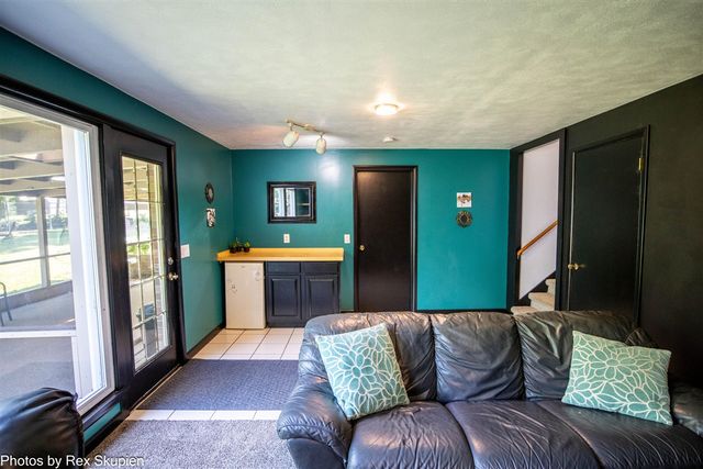 521 E Pine Street, Fremont, MI 49412