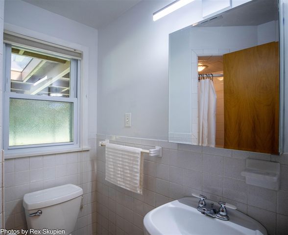 521 E Pine Street, Fremont, MI 49412