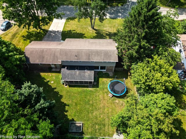 521 E Pine Street, Fremont, MI 49412