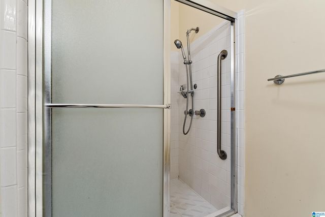 732 CANYON CREEK LANE, Vestavia Hills, AL 35216