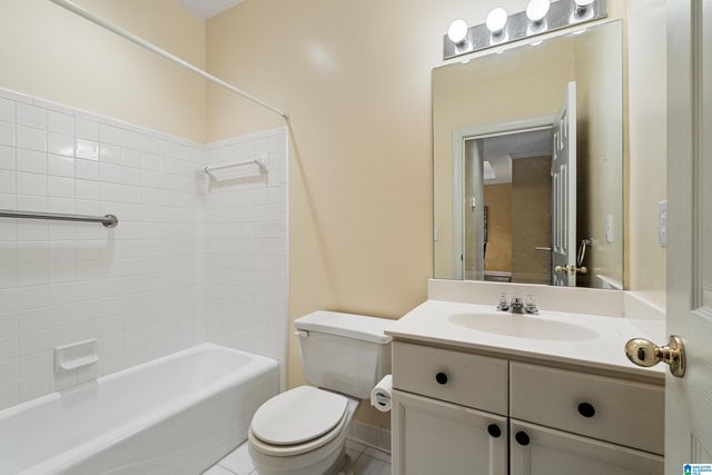 732 CANYON CREEK LANE, Vestavia Hills, AL 35216