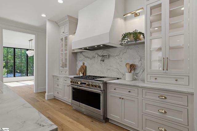 101 Sherwood Street Unit 100, Greenville, SC 29601