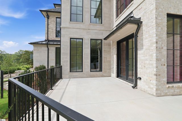 101 Sherwood Street Unit 100, Greenville, SC 29601