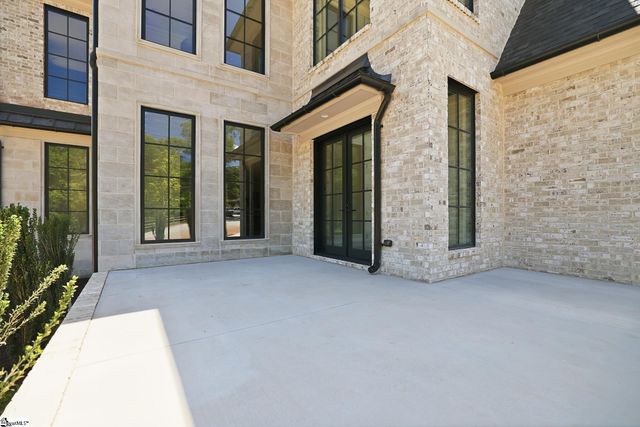 101 Sherwood Street Unit 100, Greenville, SC 29601