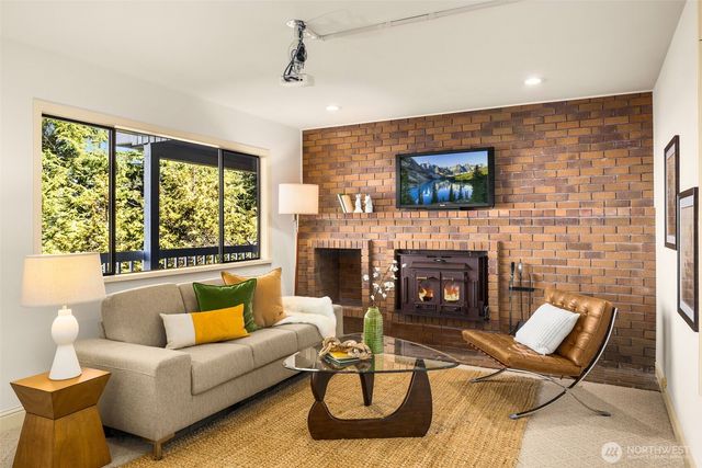 14108 SE 44th Street, Bellevue, WA 98006