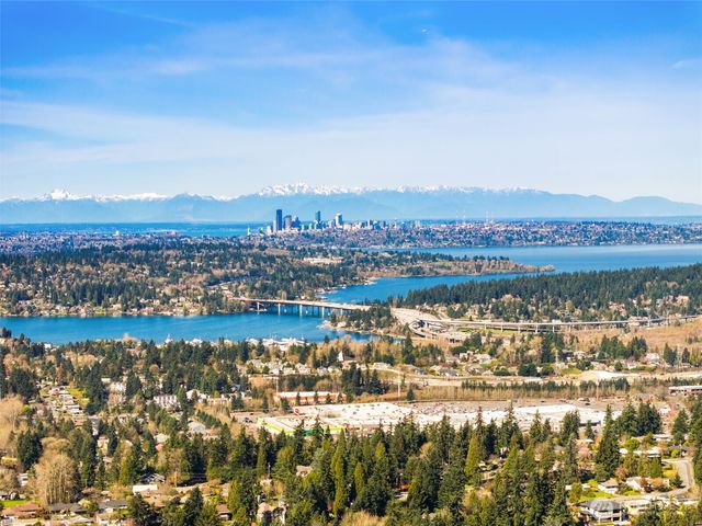 14108 SE 44th Street, Bellevue, WA 98006