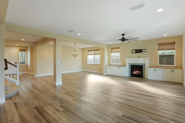 2705 Enslen Ave, Lathrop, CA 95330