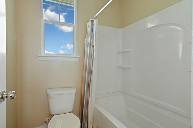 2705 Enslen Ave, Lathrop, CA 95330