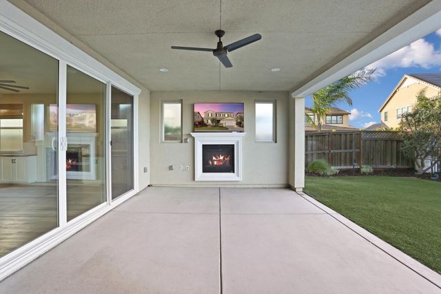 2705 Enslen Ave, Lathrop, CA 95330