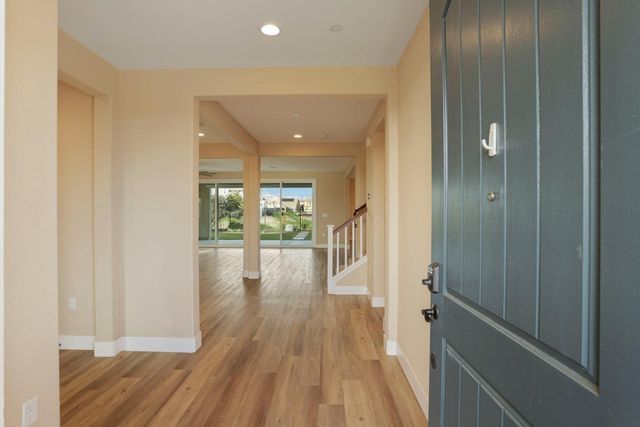 2705 Enslen Ave, Lathrop, CA 95330