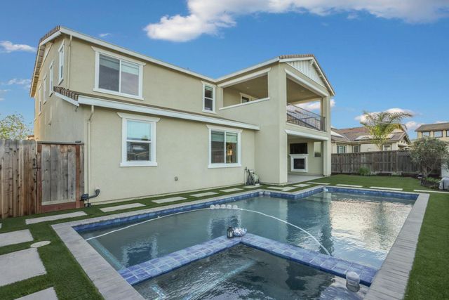 2705 Enslen Ave, Lathrop, CA 95330