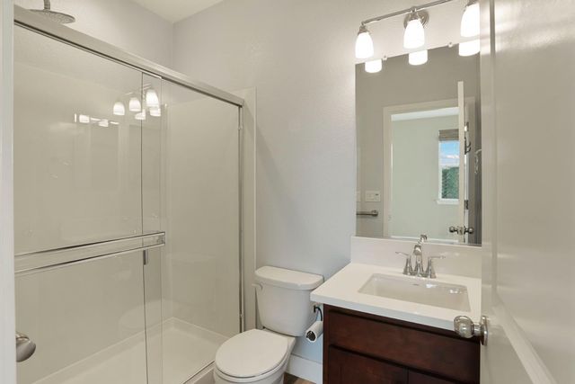 2705 Enslen Ave, Lathrop, CA 95330