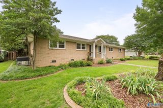 1319 Woodmont Avenue SE, Huntsville, AL 35801