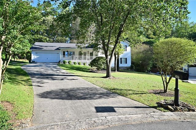 307 Rockland Way, Lawrenceville, GA 30046