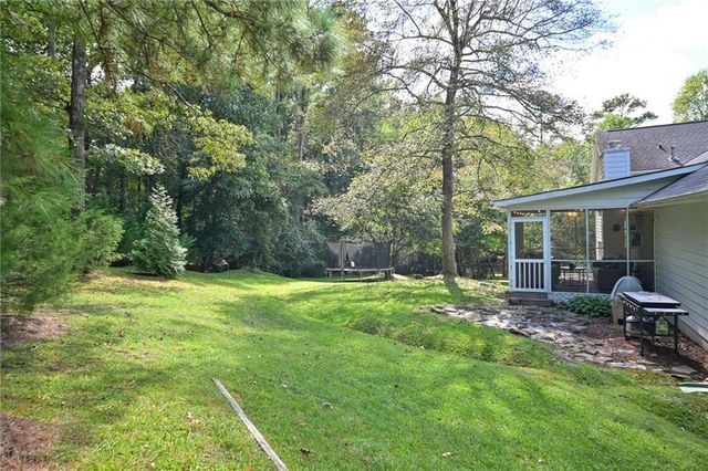 307 Rockland Way, Lawrenceville, GA 30046