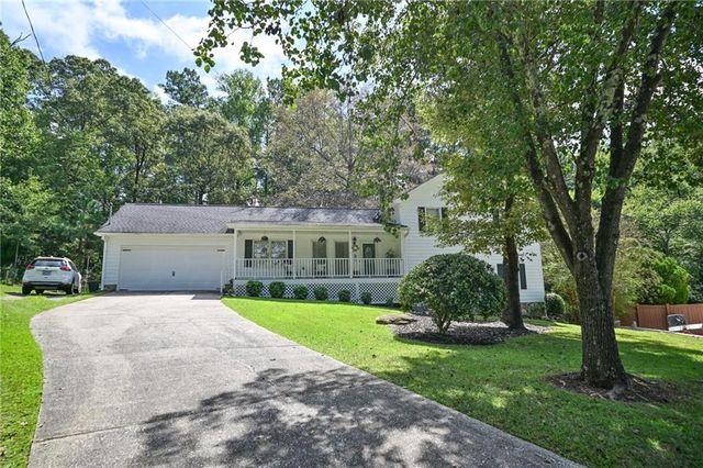 307 Rockland Way, Lawrenceville, GA 30046
