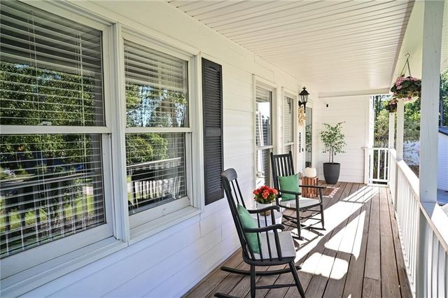 307 Rockland Way, Lawrenceville, GA 30046