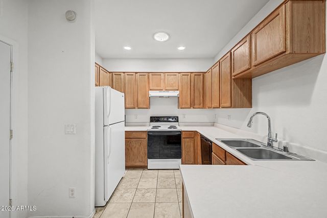 8800 N 107TH Avenue 67, Peoria, AZ 85345