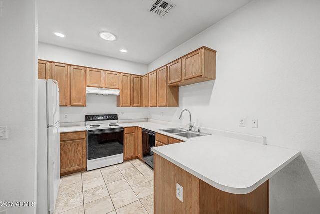 8800 N 107TH Avenue 67, Peoria, AZ 85345
