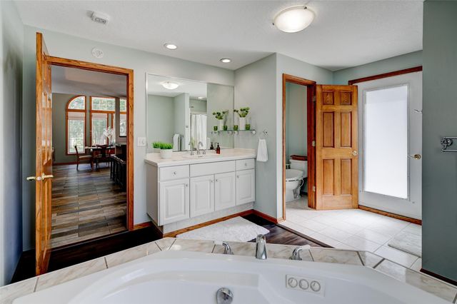400 Percival Avenue, Dallas Center, IA 50063