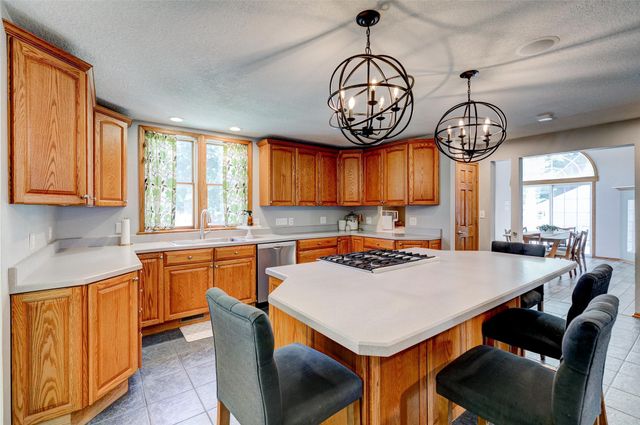 400 Percival Avenue, Dallas Center, IA 50063