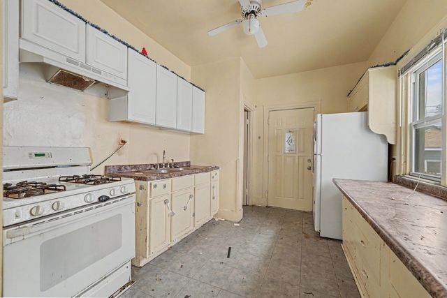 595 FORSYTHE Avenue, Calumet City, IL 60409