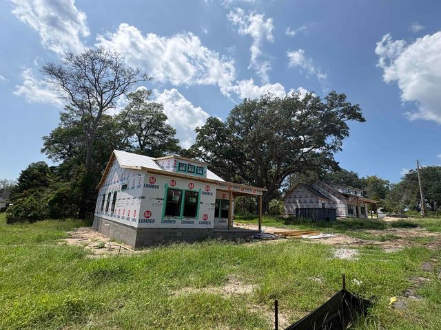 4362 Ellis Ave., Little River, SC 29566
