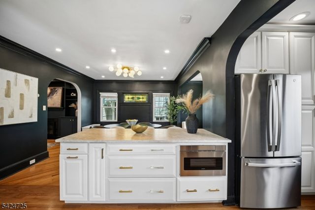 40 Highland Ave, Maplewood Twp., NJ 07040