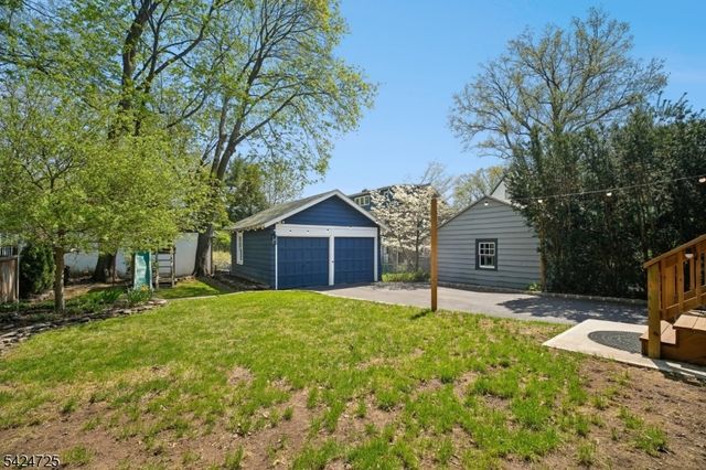 40 Highland Ave, Maplewood Twp., NJ 07040