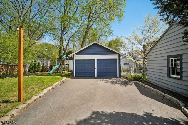 40 Highland Ave, Maplewood Twp., NJ 07040