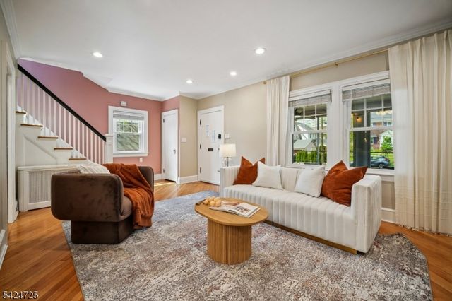 40 Highland Ave, Maplewood Twp., NJ 07040