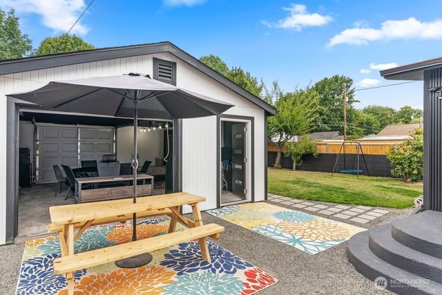 427 25th Avenue, Longview, WA 98632