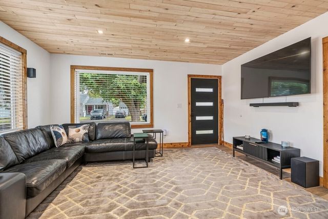 427 25th Avenue, Longview, WA 98632