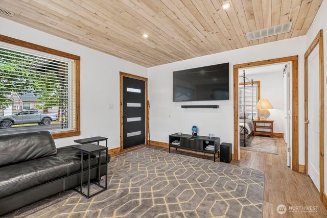427 25th Avenue, Longview, WA 98632