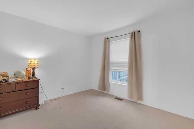 1104 Amelia Court, Indian Creek, IL 60061