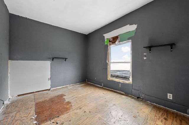 919 Wayne Street, Dallas, TX 75223