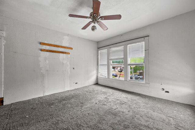 919 Wayne Street, Dallas, TX 75223