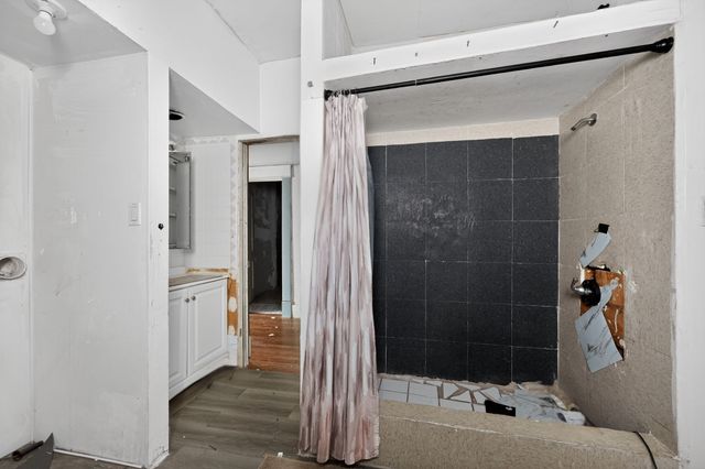 919 Wayne Street, Dallas, TX 75223