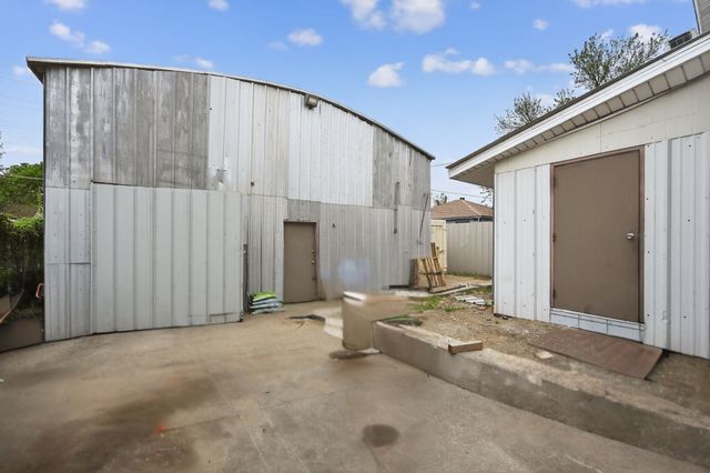 919 Wayne Street, Dallas, TX 75223