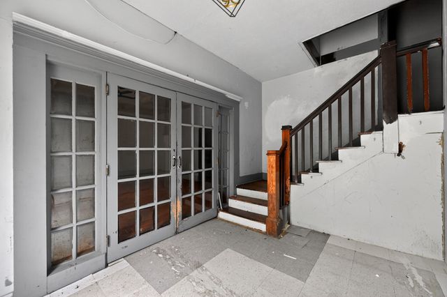 919 Wayne Street, Dallas, TX 75223