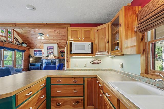 1930 Lakeview Summit Drive, Young Harris, GA 30582
